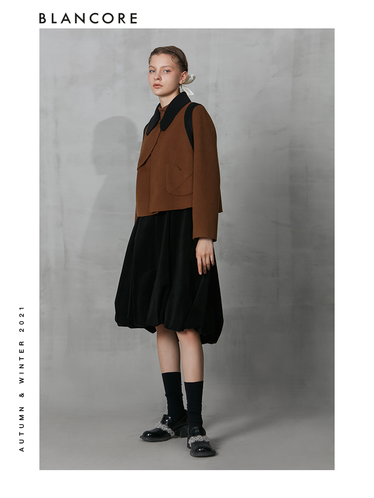 Wool Coat With Black Curved Collar And "Hollow-Out" Shoulder Detail