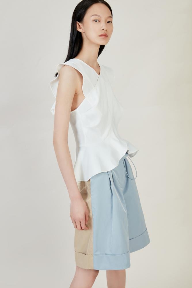 Asymmetric Color Block Suit Shorts - BLANCORE