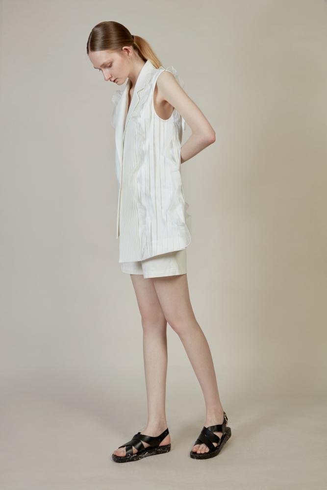 Asymmetric Ruffle Vest - BLANCORE