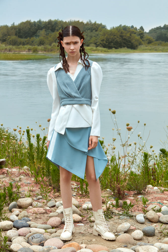 PLEATED VEST