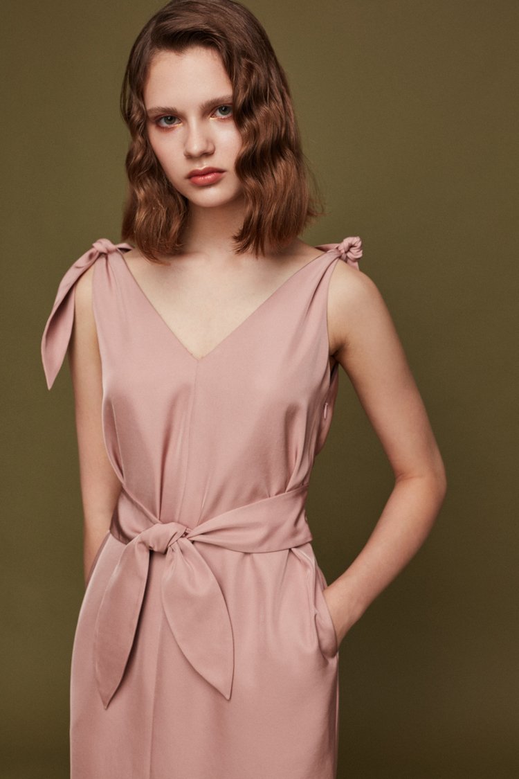Backless Dress with Knotted Details - BLANCORE