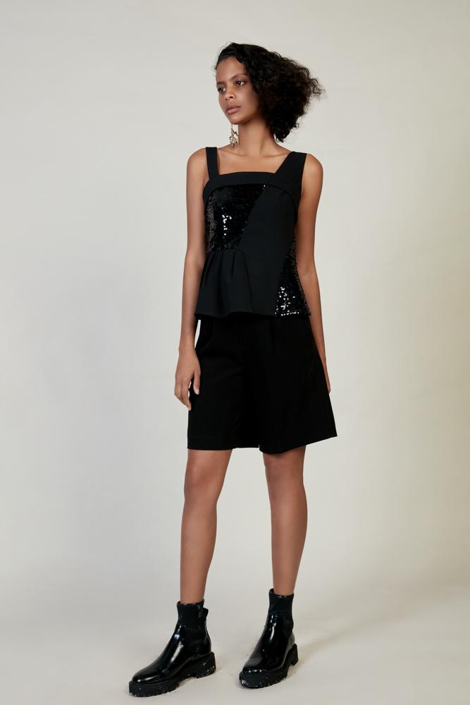 Black Asymmetric Vest - BLANCORE