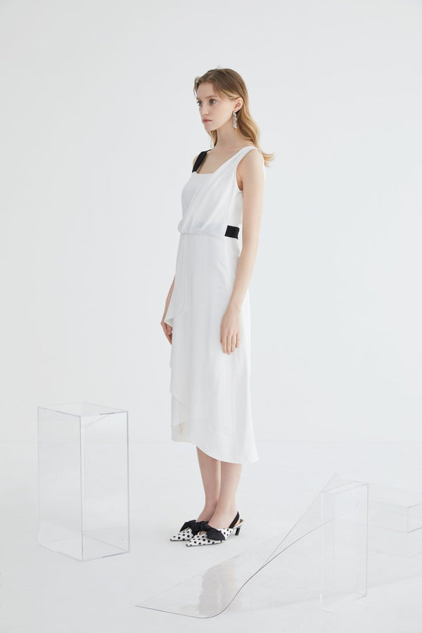 Color Block Dress with Fold Detail - BLANCORE