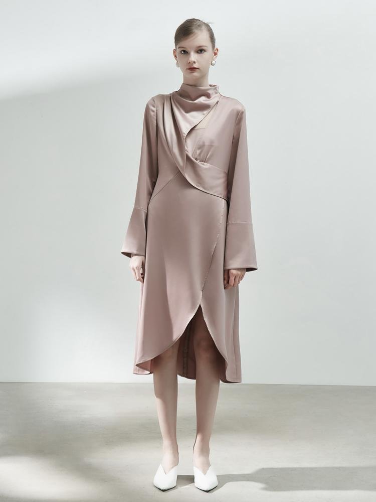 Deconstructed Standing Lapel Satin Split Dress - BLANCORE