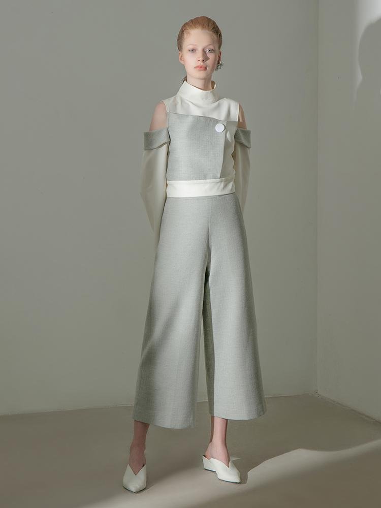 Geometric Standing Collar Top - BLANCORE