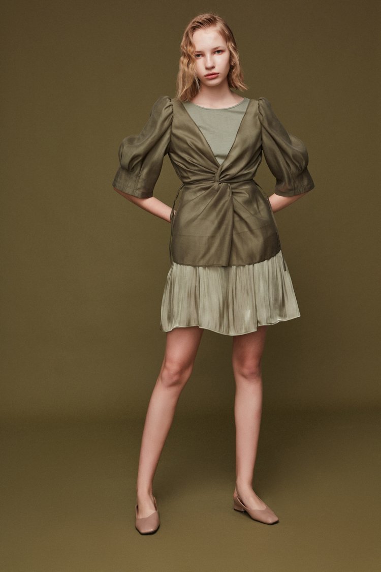 Mesh Paneled Top with Knotted Details - BLANCORE
