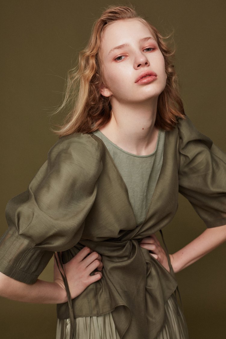 Mesh Paneled Top with Knotted Details - BLANCORE