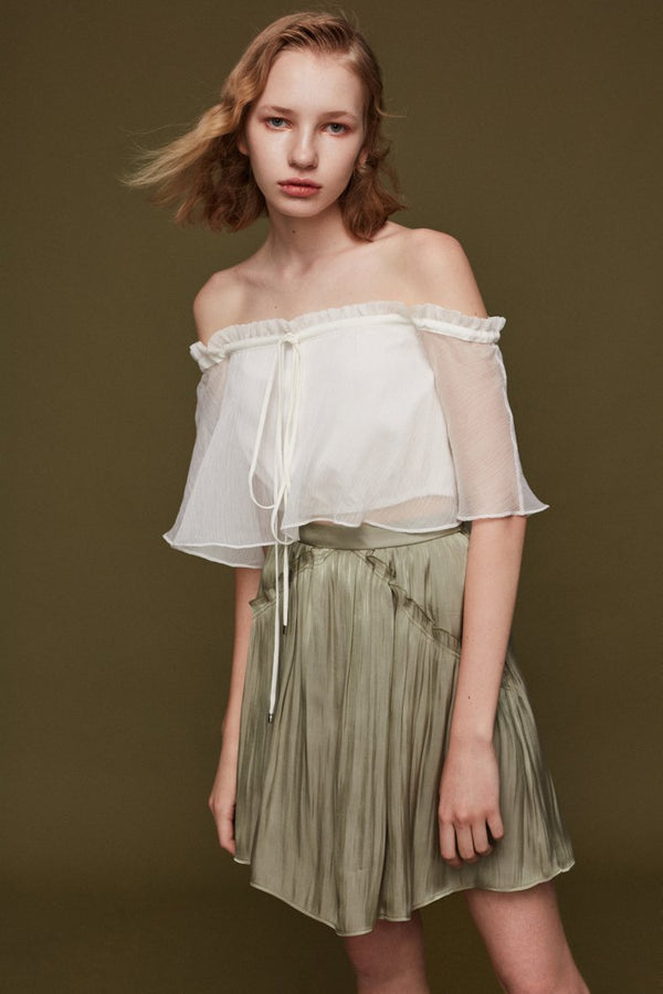 Off-Shoulder Cropped Top with Tie - BLANCORE