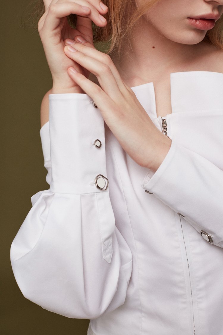 Open-Shoulder Waist Top - BLANCORE