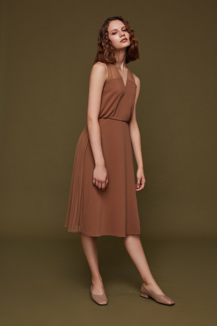 Pleats Paneled Dress - BLANCORE