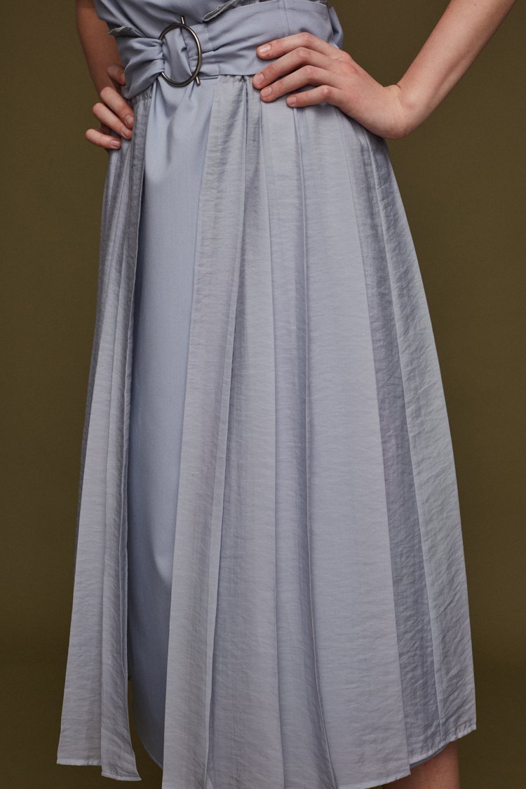 Pleats Paneled Dress with Metal Ring Belt - BLANCORE