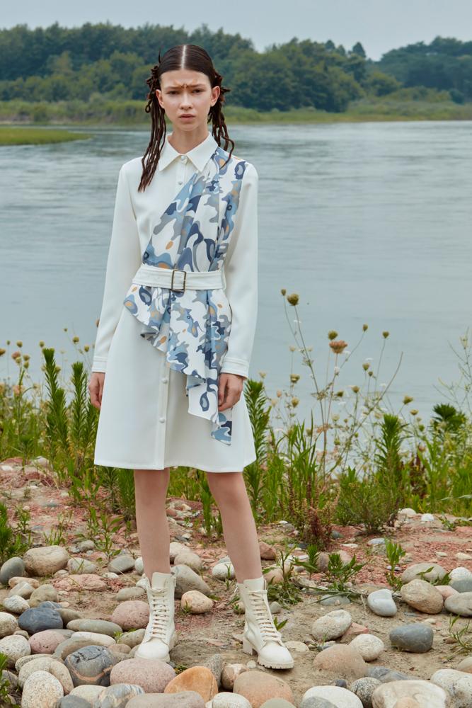 SHIRT DRESS WITH COLOR PRINT RIBBON - BLANCORE
