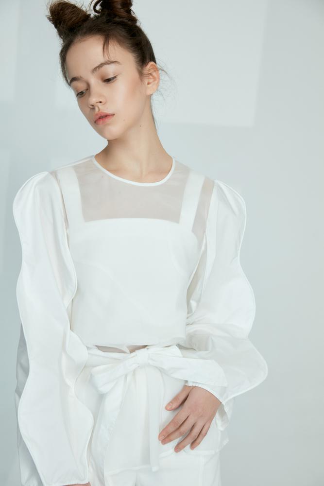Top With Curve Sleeve - BLANCORE