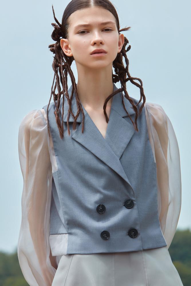 TOP WITH ORGANZA SLEEVE - BLANCORE